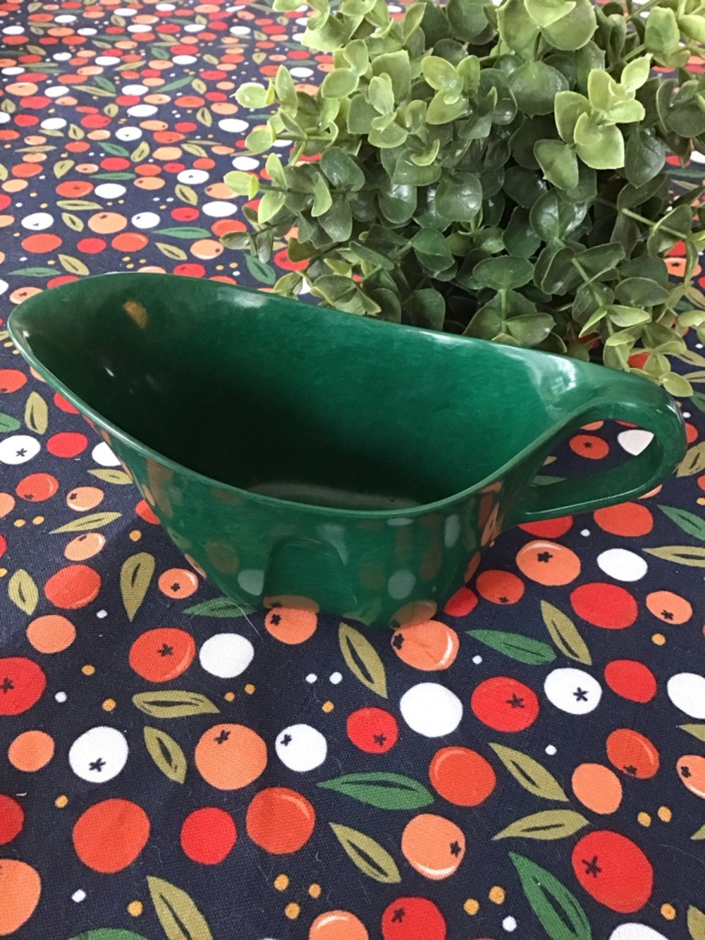 Branchelle gravy boat in green